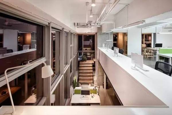 辦公室裝修 | 個(gè)性、寧?kù)o，現(xiàn)代簡(jiǎn)約之美