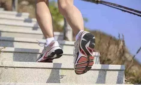 震驚！辦公室里99%都得了這個(gè)病，不及時(shí)解決危害一生！