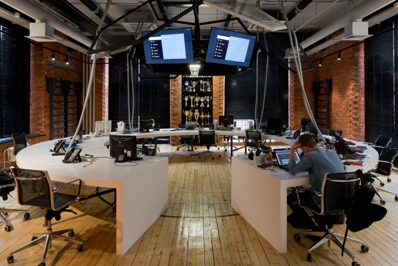 辦公空間，辦公室設(shè)計(jì)，媒體公司辦公室設(shè)計(jì)，現(xiàn)代風(fēng)格辦公室，體育媒體