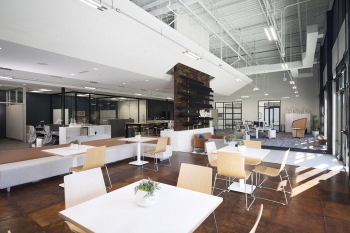 辦公室裝修施工期緊張?jiān)趺崔k？